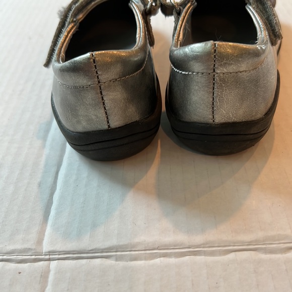 Stride Rite - Picture 4 of 8